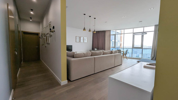 Продам трехкомнатную (3-комн.) квартиру, Московская ул, 57/1, Краснодар г