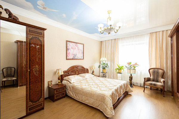 Продам трехкомнатную (3-комн.) квартиру, Красноармейская ул, 35, Ханты-Мансийск г