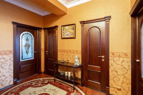 Продам трехкомнатную (3-комн.) квартиру, Красноармейская ул, 35, Ханты-Мансийск г