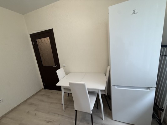 Продам однокомнатную (1-комн.) квартиру, Трубаченко ул, 12б, Симферополь г