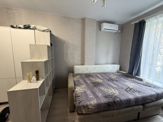 Продам однокомнатную (1-комн.) квартиру, Трубаченко ул, 12б, Симферополь г