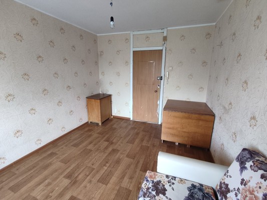 Продам комнату в 5-комн. квартире, Александра Корсунова пр-кт, 36к4, Великий Новгород г