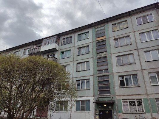 Продам комнату в 5-комн. квартире, Александра Корсунова пр-кт, 36к4, Великий Новгород г