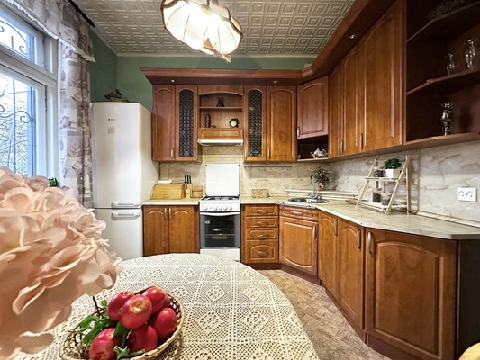 Продам трехкомнатную (3-комн.) квартиру, Седова ул, 63, Санкт-Петербург г