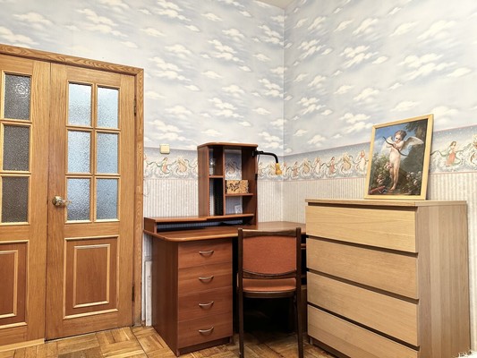 Продам трехкомнатную (3-комн.) квартиру, Седова ул, 63, Санкт-Петербург г