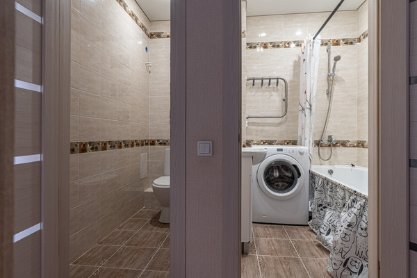 Продам двухкомнатную (2-комн.) квартиру, Победы пр-кт, 139к1, Казань г