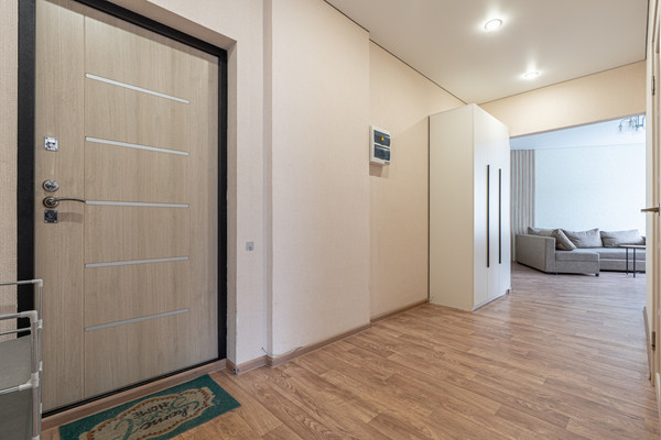 Продам двухкомнатную (2-комн.) квартиру, Победы пр-кт, 139к1, Казань г