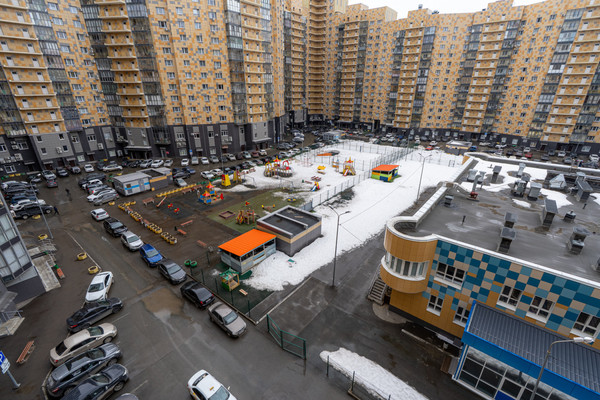 Продам двухкомнатную (2-комн.) квартиру, Победы пр-кт, 139к1, Казань г