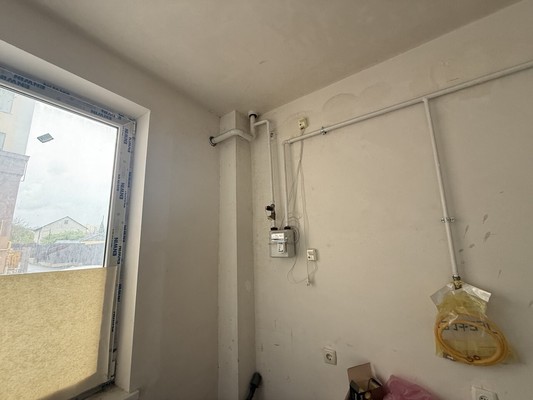 Продам трехкомнатную (3-комн.) квартиру, Залесская ул, 23ак1, Симферополь г