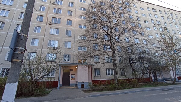 Продам комнату в 3-комн. квартире, Северный б-р, 19Б, Москва г