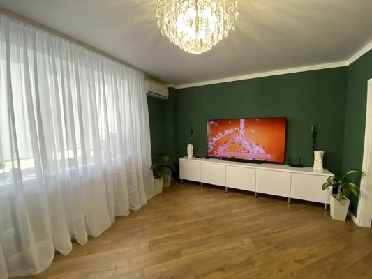 Продам трехкомнатную (3-комн.) квартиру, Магнитогорская ул, 1в126, Ростов-на-Дону г