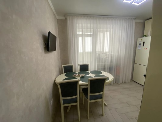 Продам трехкомнатную (3-комн.) квартиру, Магнитогорская ул, 1в126, Ростов-на-Дону г