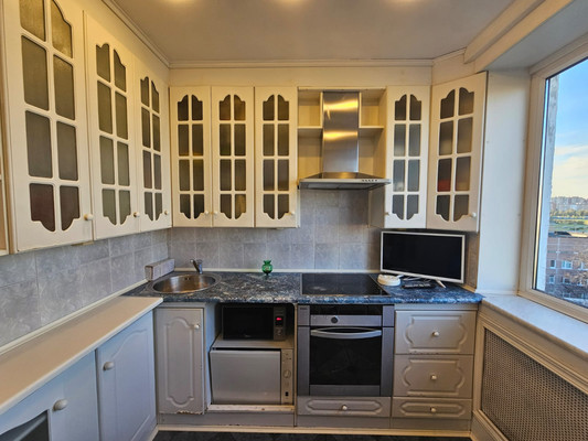 Сдам трехкомнатную (3-комн.) квартиру, Королёва пр-кт, 31к1, Санкт-Петербург г