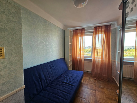 Сдам трехкомнатную (3-комн.) квартиру, Королёва пр-кт, 31к1, Санкт-Петербург г