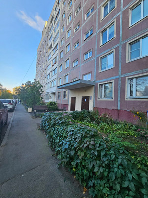 Сдам трехкомнатную (3-комн.) квартиру, Королёва пр-кт, 31к1, Санкт-Петербург г