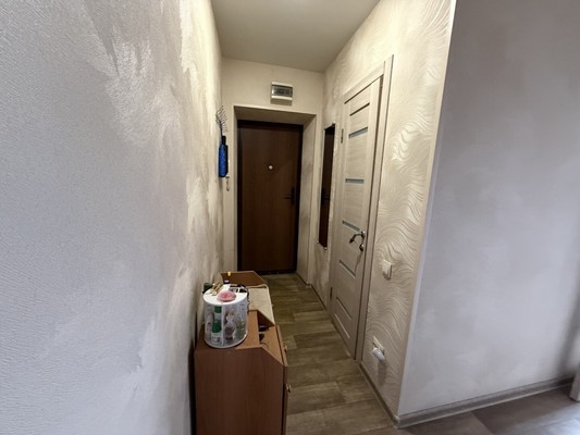 Продам двухкомнатную (2-комн.) квартиру, Железнодорожников ул, 6, Казань г