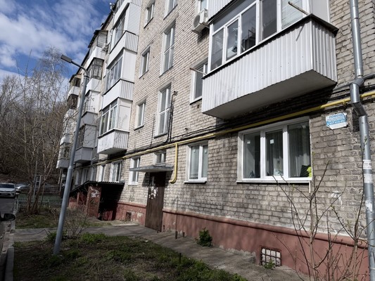 Продам двухкомнатную (2-комн.) квартиру, Железнодорожников ул, 6, Казань г