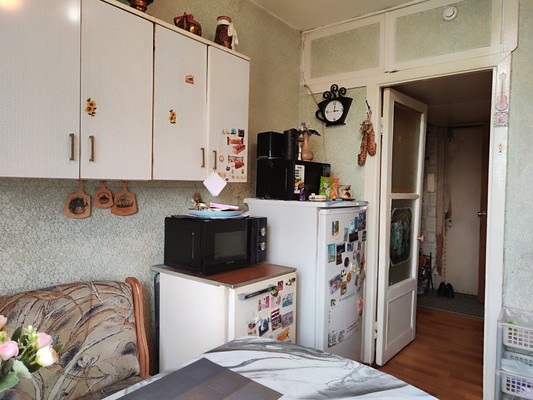 Продам трехкомнатную (3-комн.) квартиру, Баренца ул, 9, Нижний Новгород г
