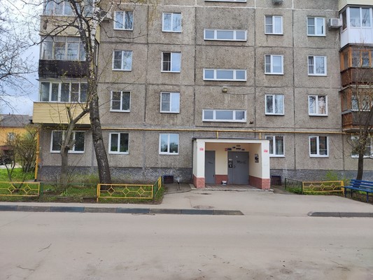 Продам трехкомнатную (3-комн.) квартиру, Баренца ул, 9, Нижний Новгород г