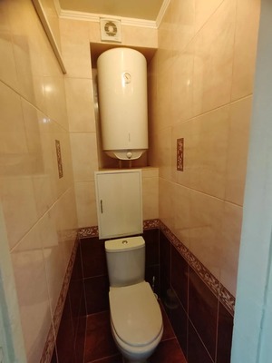 Продам трехкомнатную (3-комн.) квартиру, Салгирная ул, 22, Белоглинка с