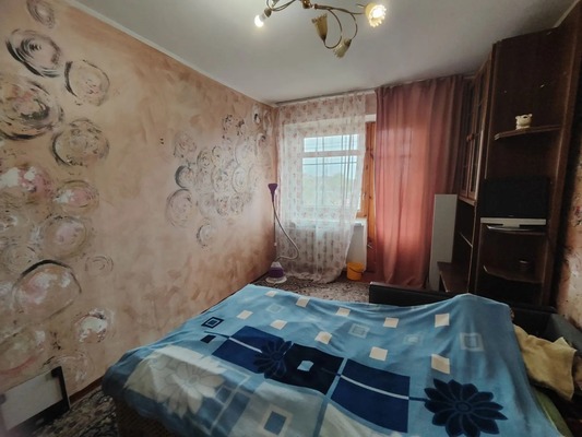 Продам трехкомнатную (3-комн.) квартиру, Советская ул, 32, Саки г