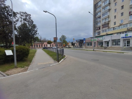 Продам трехкомнатную (3-комн.) квартиру, Советская ул, 32, Саки г