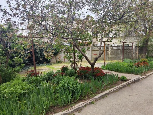Продам трехкомнатную (3-комн.) квартиру, Советская ул, 32, Саки г
