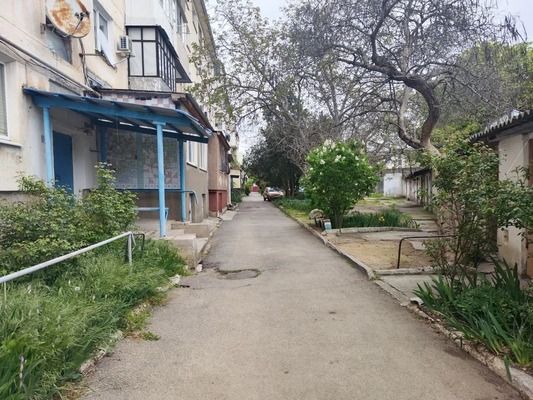 Продам трехкомнатную (3-комн.) квартиру, Советская ул, 32, Саки г