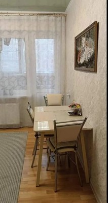 Продам трехкомнатную (3-комн.) квартиру, 3-я Целиноградская ул, 10, Краснодар г