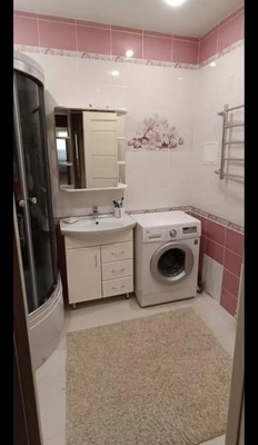 Продам трехкомнатную (3-комн.) квартиру, 3-я Целиноградская ул, 10, Краснодар г
