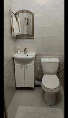 Продам трехкомнатную (3-комн.) квартиру, 3-я Целиноградская ул, 10, Краснодар г