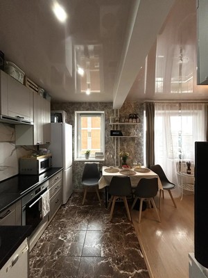 Продам двухкомнатную (2-комн.) квартиру, им. Туполева А.Н. ул, 3, Березовый п