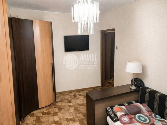 Продам трехкомнатную (3-комн.) квартиру, 1-я Дубровская ул, 1к1, Москва г