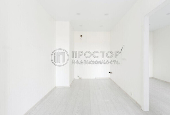 Продам двухкомнатную (2-комн.) квартиру, Поляны ул, 5, Москва г