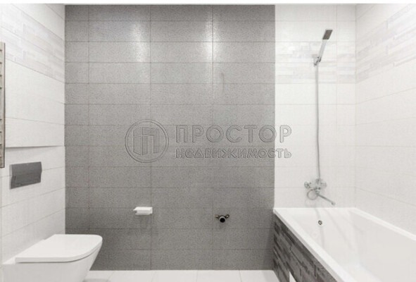 Продам двухкомнатную (2-комн.) квартиру, Поляны ул, 5, Москва г