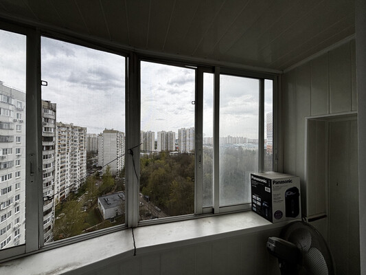 Продам двухкомнатную (2-комн.) квартиру, Барышиха ул, 21, Москва г