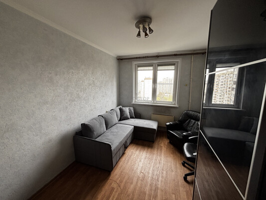 Продам двухкомнатную (2-комн.) квартиру, Барышиха ул, 21, Москва г