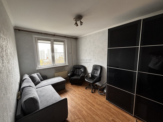 Продам двухкомнатную (2-комн.) квартиру, Барышиха ул, 21, Москва г