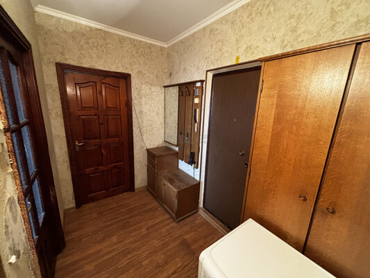 Продам двухкомнатную (2-комн.) квартиру, Барышиха ул, 21, Москва г
