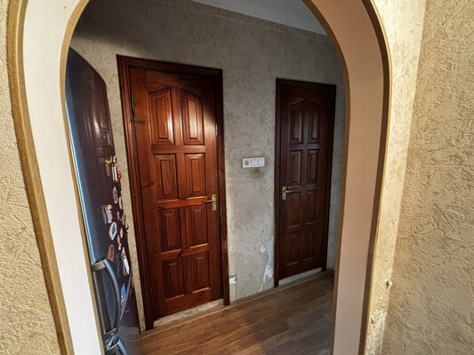 Продам двухкомнатную (2-комн.) квартиру, Барышиха ул, 21, Москва г