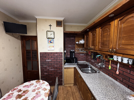 Продам двухкомнатную (2-комн.) квартиру, Барышиха ул, 21, Москва г