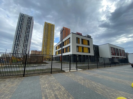 Продам трехкомнатную (3-комн.) квартиру, Большая Комсомольская ул, 5, Красногорск г