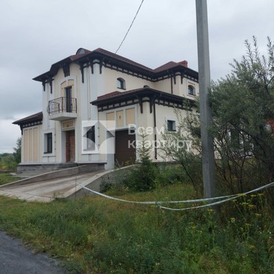 Продам коттедж, Зеркальная ул, 21/1, Новосибирск г, 0 км от города