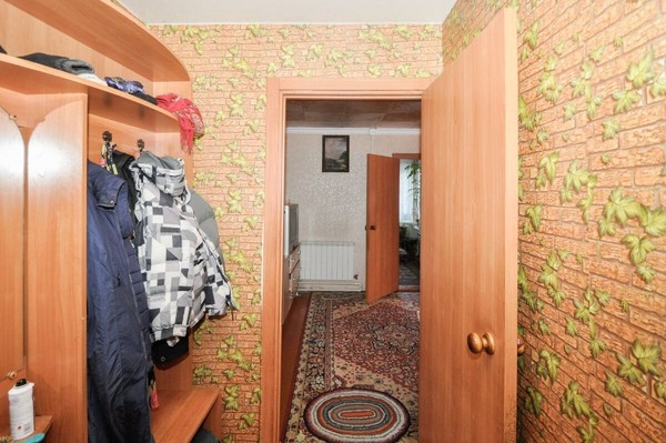 Продам дом, Гаражная ул, 1, Новосибирск г, 0 км от города