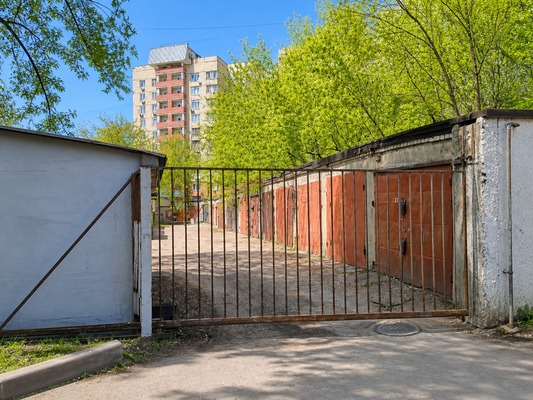 Продам двухкомнатную (2-комн.) квартиру, Большая Академическая ул, 4, Москва г