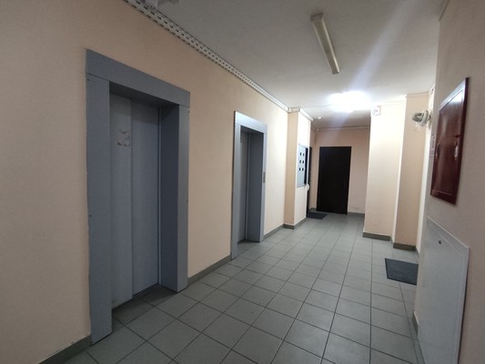 Продам двухкомнатную (2-комн.) квартиру, Парусная ул, 10к2, Краснодар г