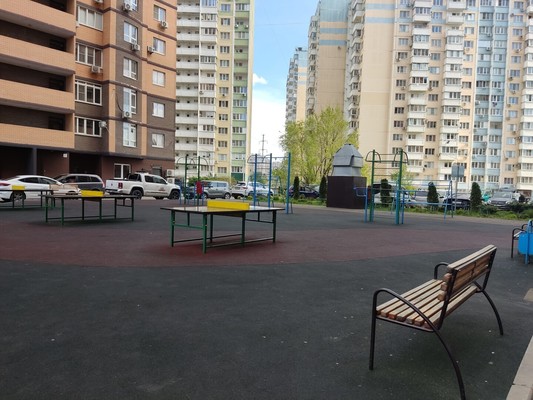 Продам двухкомнатную (2-комн.) квартиру, Парусная ул, 10к2, Краснодар г