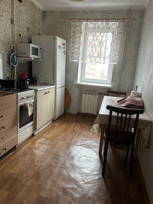 Продам трехкомнатную (3-комн.) квартиру, Жмайлова ул, 19, Ростов-на-Дону г