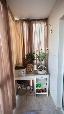 Продам однокомнатную (1-комн.) квартиру, Маршала Жукова ул, 5, Калининград г