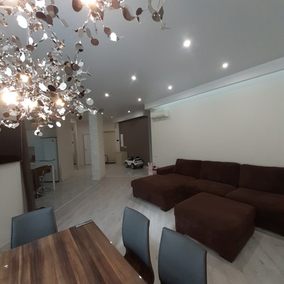 Продам трехкомнатную (3-комн.) квартиру, Варшавская ул, 6к2, Санкт-Петербург г